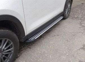 Пороги алюминиевые "Slim Line Silver" 1720 мм для Mazda CX-5 II Серебрянный ТСС MAZCX517-30S