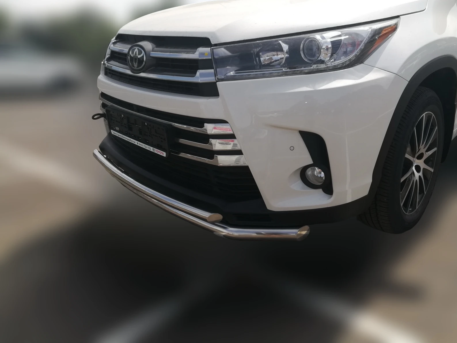Защита переднего бампера двойная d60/42 мм для Toyota Highlander III (U50) Рестайлинг  Юко THL.17.03