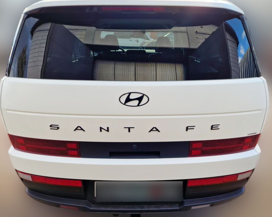 Наклейки на буквы задней двери багажника для Hyundai Santa Fe V (MX5)