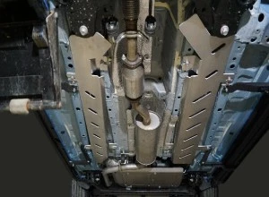 Защита топливной магистрали для Kaiyi X3 Pro I