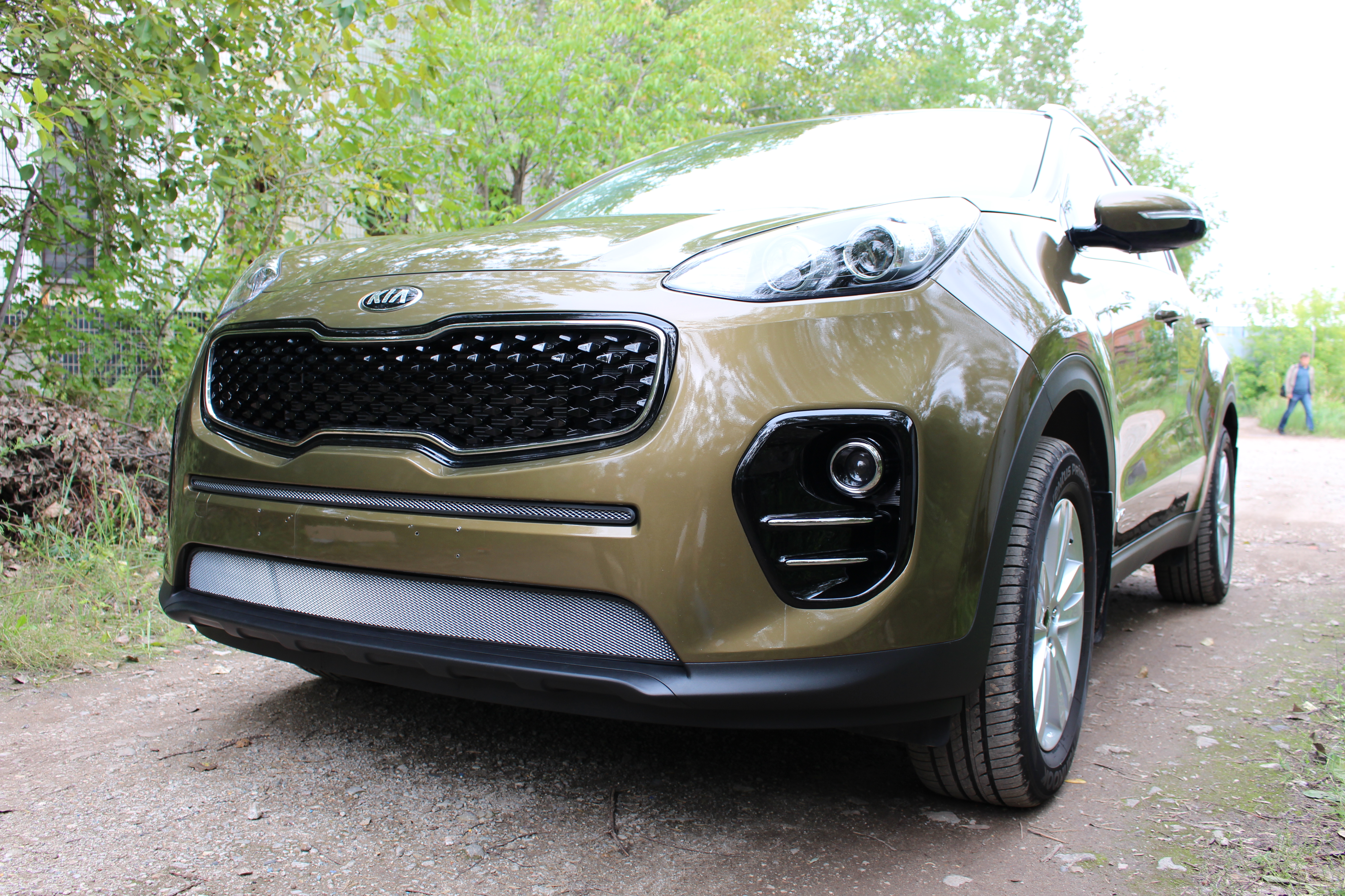 Защитная сетка радиатора центр для Kia Sportage IV