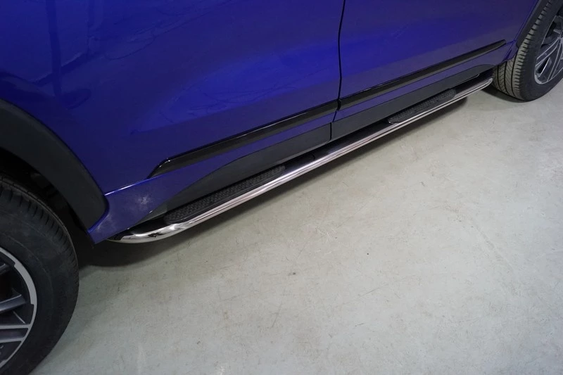 Пороги овальные гнутые с накладкой 75х42 мм для EXEED LX I Рестайлинг