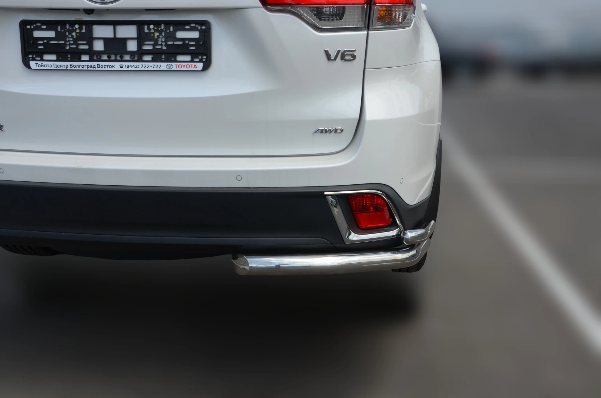 Защита заднего бампера угловая двойная d60/42 мм для Toyota Highlander III (U50) Рестайлинг  Юко THL.17.20