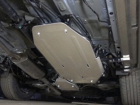 Защита топливного бака для Honda CR-V V  ТСС ZKTCC00342
