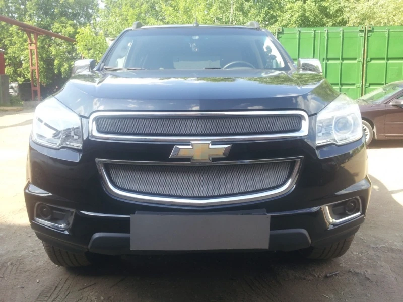 Защитная сетка радиатора комплект 2 части для Chevrolet TrailBlazer II Хром Стрелка 11 CHTB13.chrome