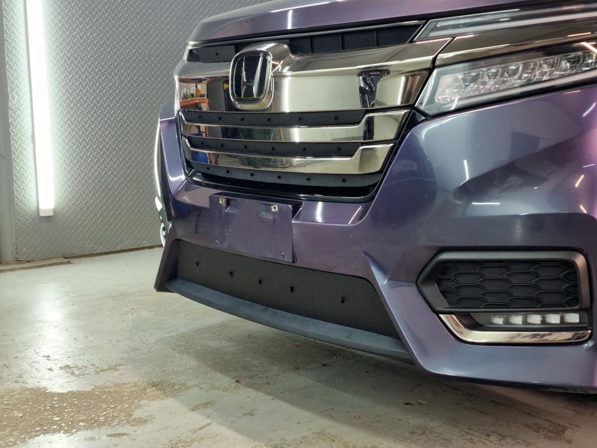 Зимняя заглушка радиатора к съемной сетке верх 5 частей для Honda Stepwgn V Рестайлинг