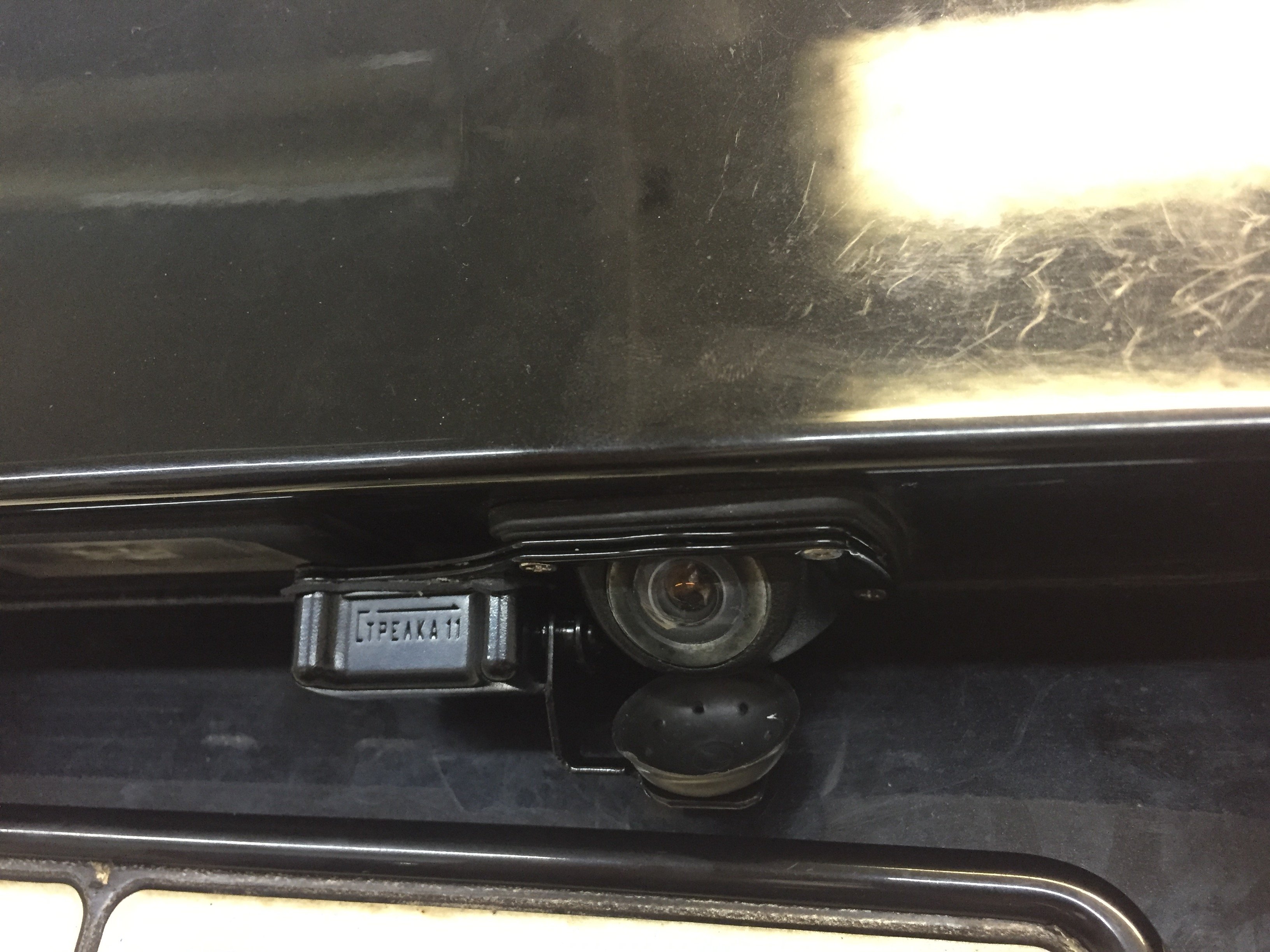 Защита камеры заднего вида для BMW X5 II (E70) Рестайлинг