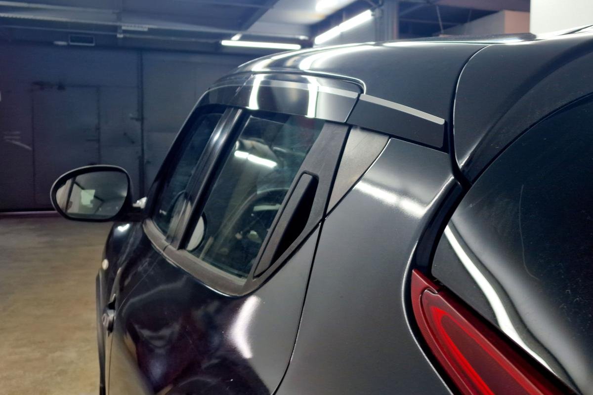 Дефлекторы окон 2D с хром накладками 6 шт. для Nissan Juke I Рестайлинг