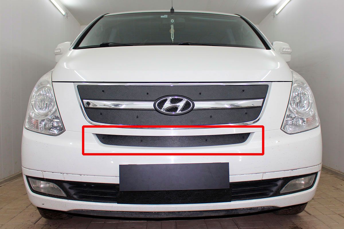 Зимняя заглушка радиатора на стяжке середина для Hyundai H-1 (Starex) II