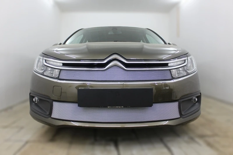 Комплект сеток chrome верх и низ для Citroen C4 II Рестайлинг Хром Стрелка 11 CC4.S16.top.chrome-CC4.S16.bot.chrome