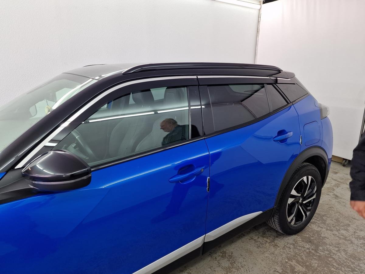 Дефлекторы окон 2D с хром накладками 6 шт. для Peugeot 2008 II