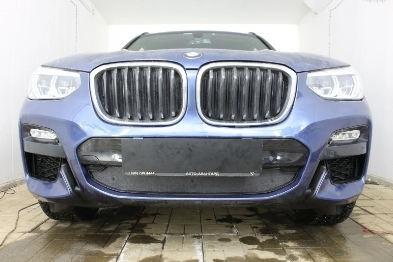 Зимняя заглушка радиатора на стяжке низ для BMW X3 III (G01) Черный Стрелка 11 ZZ.BMWX3.17.bot