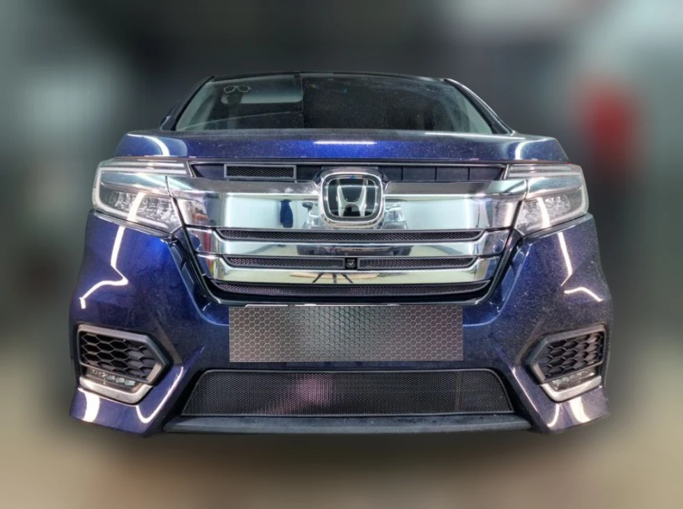 Комплект сеток black верх с камерой 5 частей и низ для Honda Stepwgn V Рестайлинг