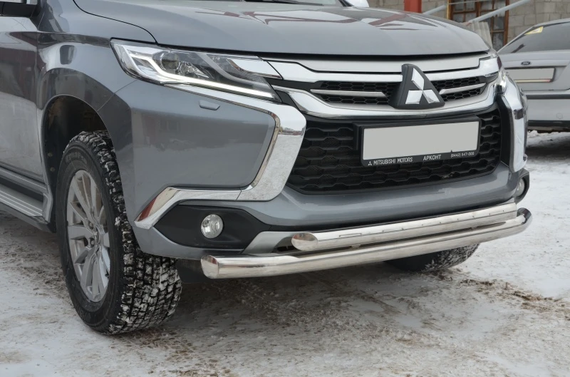 Защита переднего бампера двойная с пластинами d76/60 мм для Mitsubishi Pajero Sport III  Юко MSPS.17.03-1