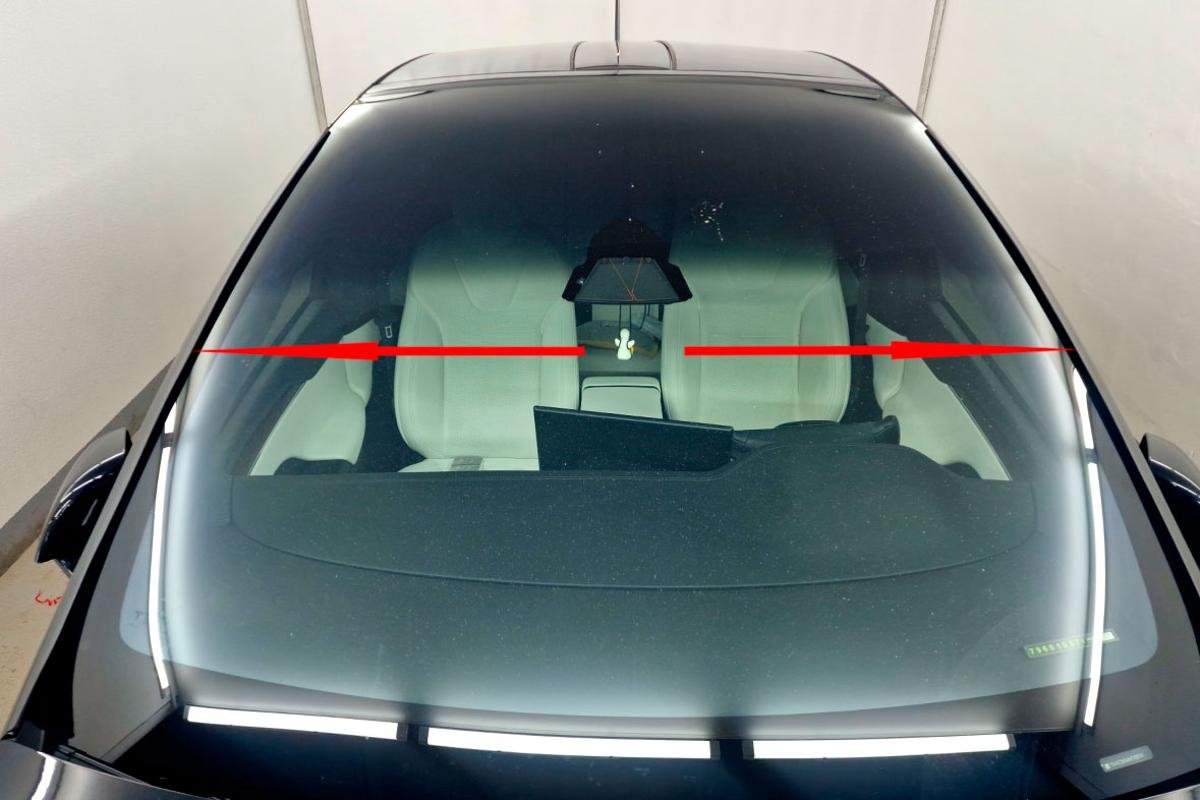 Дефлектор (водосток) лобового стекла для Tesla Model X I Рестайлинг
