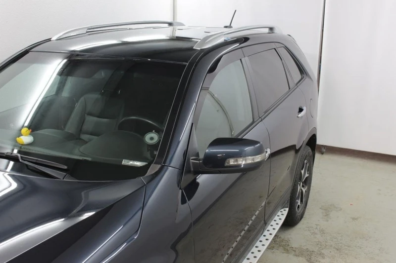 Дефлекторы окон 2D 6 шт для Kia Sorento II Рестайлинг Черные Стрелка 11 2D050-6.S11