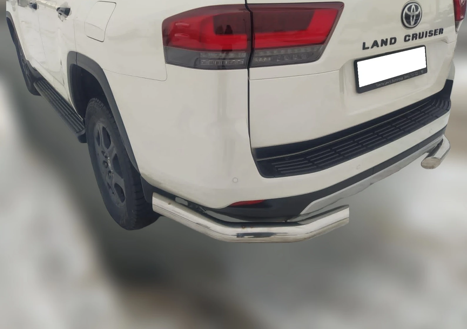 Защита заднего бампера угловая d76 мм для Toyota Land Cruiser 300 Series  Юко TLCGRS300.21.18