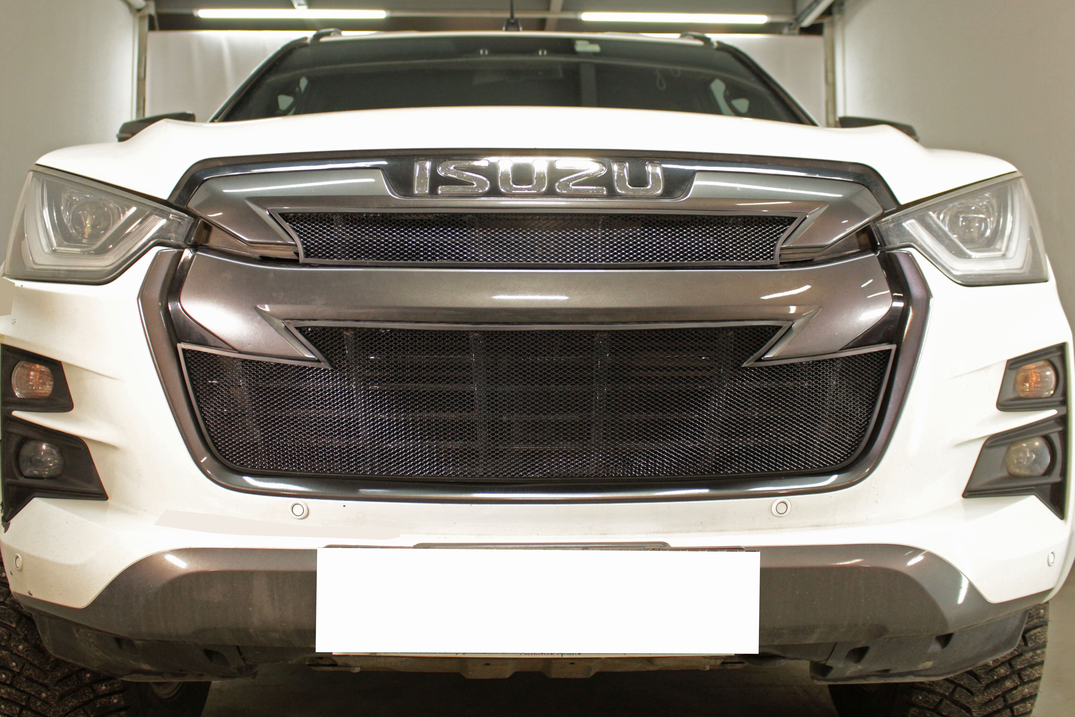 Защитная сетка радиатора верх для Isuzu D-Max III