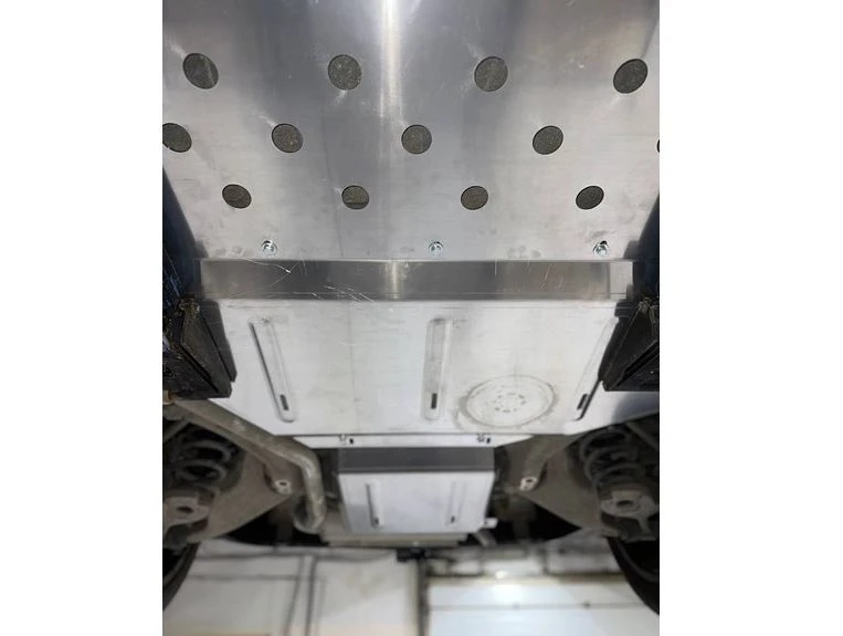 Защита топливного бака для Rox 01 I