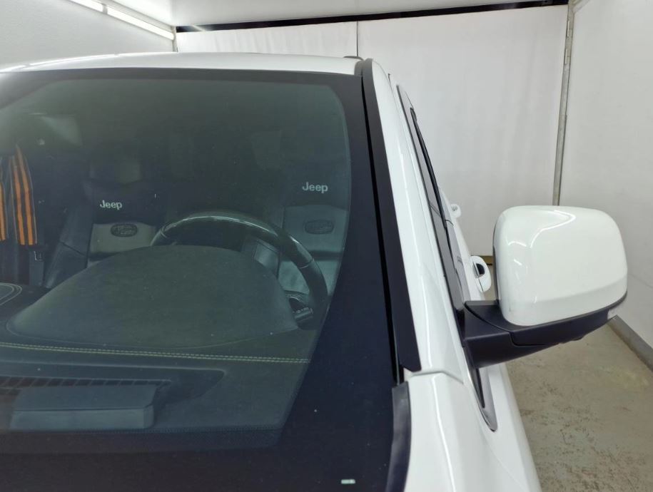 Водосток лобового стекла Премиум для Jeep Grand Cherokee IV (WK2) Рестайлинг 2