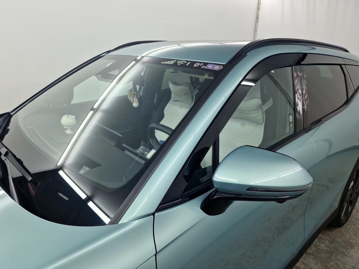 Дефлектор (водосток) лобового стекла для Omoda C7 I