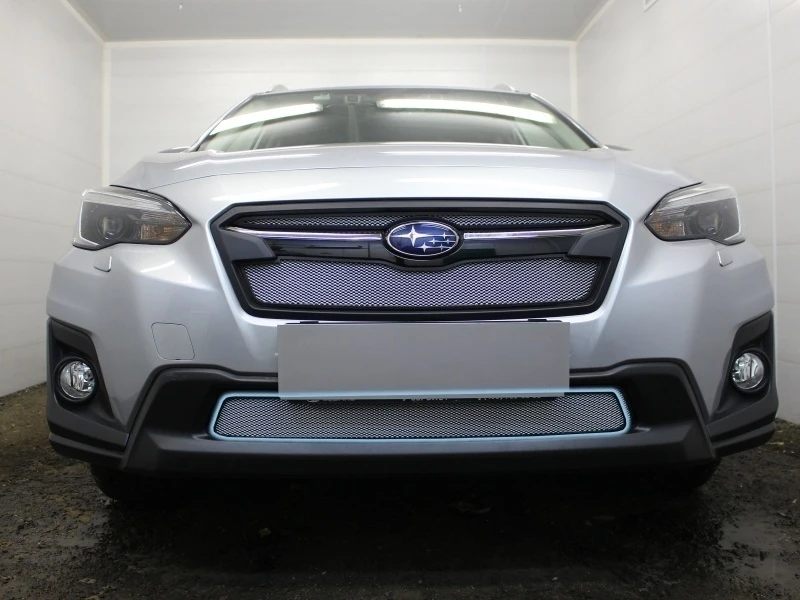 Защитная сетка радиатора низ для Subaru XV II Хром Стрелка 11 SUXV17.bot.chrome