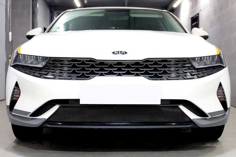 Защитная сетка радиатора для Kia K5 (DL3) III Черный Стрелка 11 KIAK520.black