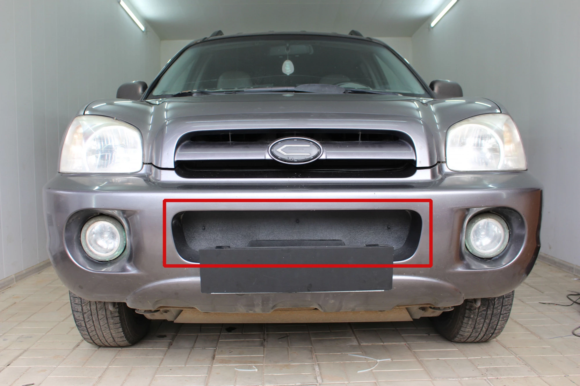 Зимняя заглушка радиатора на стяжке низ для Hyundai Santa Fe I