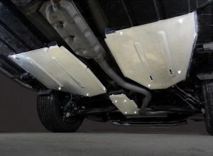 Защита топливного бака левая для Subaru Forester V  ТСС ZKTCC00324