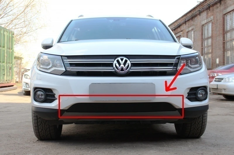 Защитная сетка радиатора для Volkswagen Tiguan I Рестайлинг Черный Стрелка 11 WVTIGTR.black