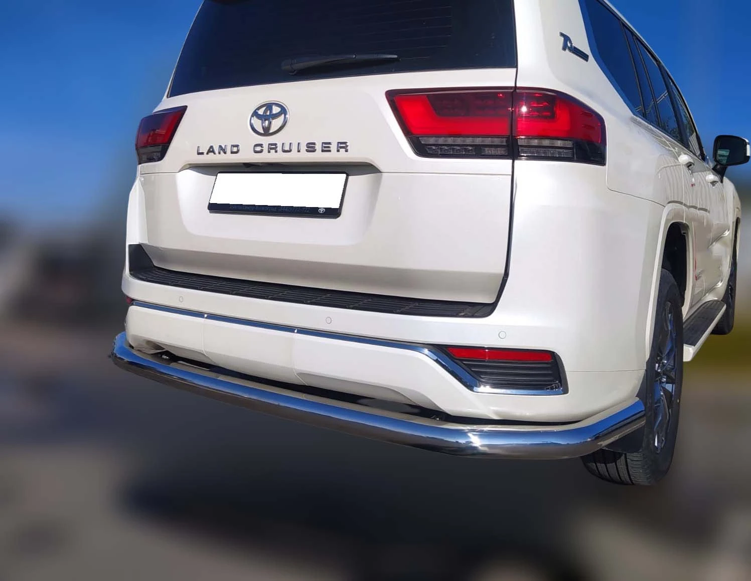 Защита заднего бампера угловая большая d76 мм для Toyota Land Cruiser 300 Series  Юко TLC300.21.22