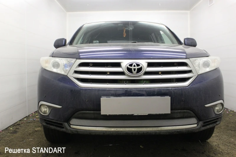 Защитная сетка радиатора для Toyota Highlander II (U40) Рестайлинг Хром Стрелка 11 TOYHIG10.chrome
