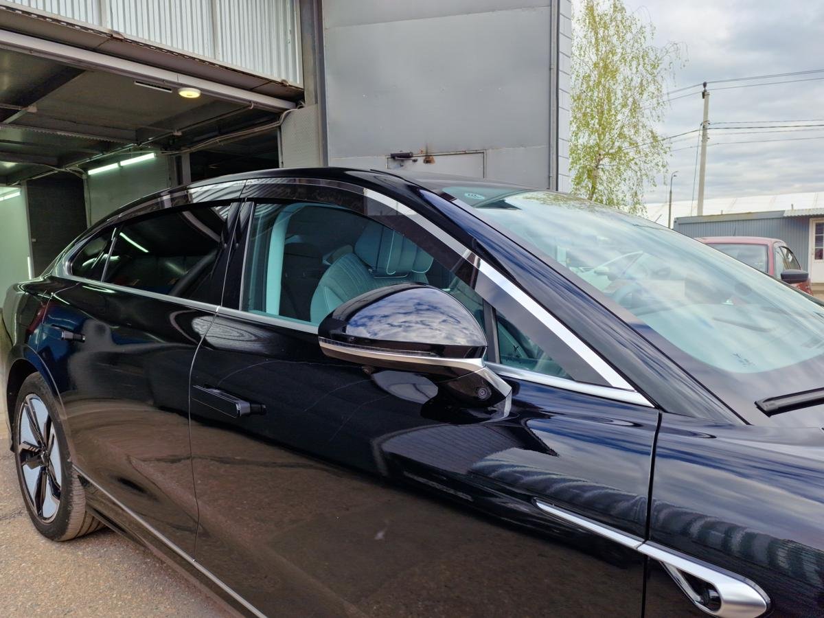 Дефлекторы окон с хром накладками 2D 6 шт для Voyah Passion