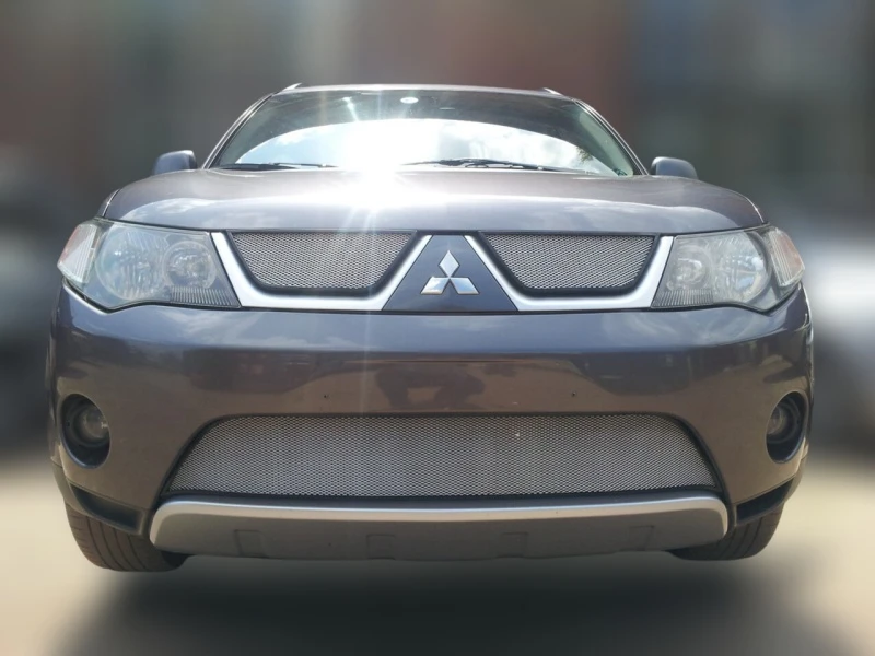 Комплект сеток chrome верх и низ для Mitsubishi Outlander II Хром Стрелка 11 MITOUTXL.top.chrome-MITOUTXL.bot.chrome