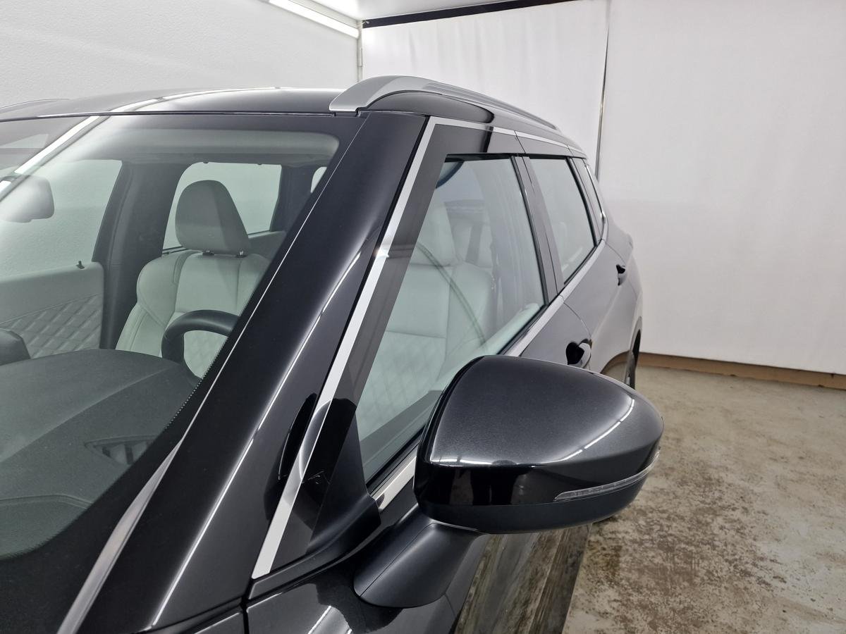 Дефлекторы окон с хром накладками 2D 6 шт для Mitsubishi Outlander IV