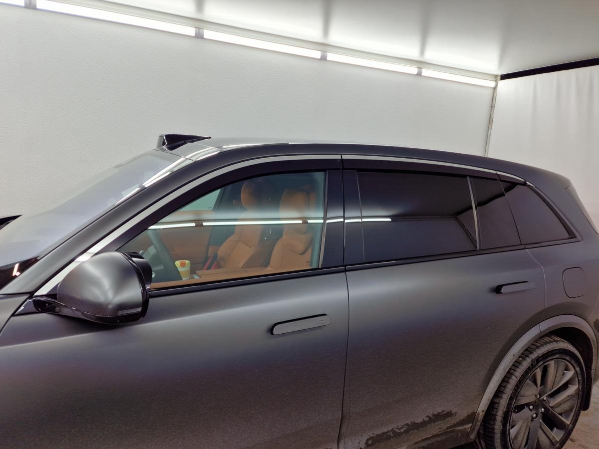 Дефлекторы окон 2D с хром накладками 6 шт. для LiXiang L7