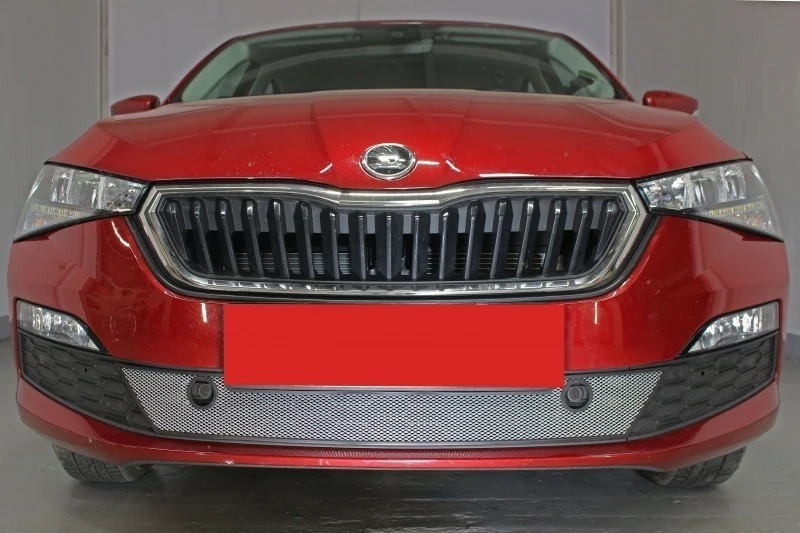 Защитная сетка радиатора низ, с парктроником для Skoda Rapid II Хром Стрелка 11 SKRAP20.chrome.park