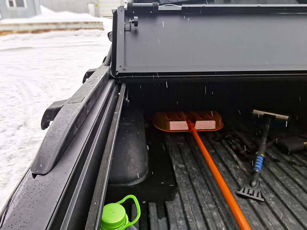 Крышка 4-х секционная HAL  4S STANDART для DongFeng DF6