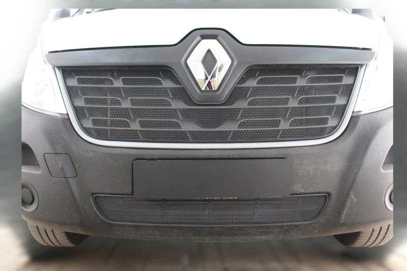Комплект сеток black верх и низ для Renault Master III Рестайлинг Черный Стрелка 11 RMAS14.top.black-RMAS14.bot.black