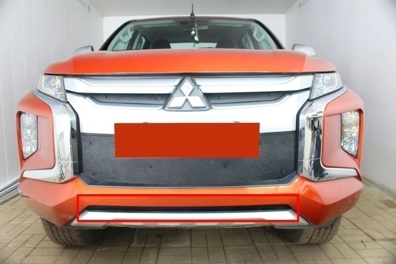 Зимняя заглушка радиатора на стяжке низ для Mitsubishi L200 V Рестайлинг Черный Стрелка 11 ZZ.MITL200V19.bot