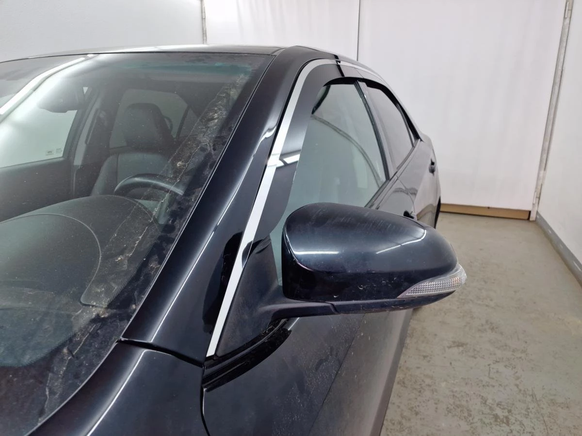 Дефлекторы окон 2D под наклоном с хром накладками 4 шт. для Toyota Camry VII (XV50) Рестайлинг 2