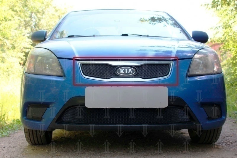 Защитная сетка радиатора верх для Kia Rio II Рестайлинг Черный Стрелка 11 KRIO09.top.black