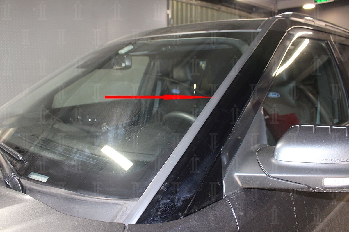 Дефлектор (водосток) лобового стекла для Ford Explorer V Рестайлинг 2