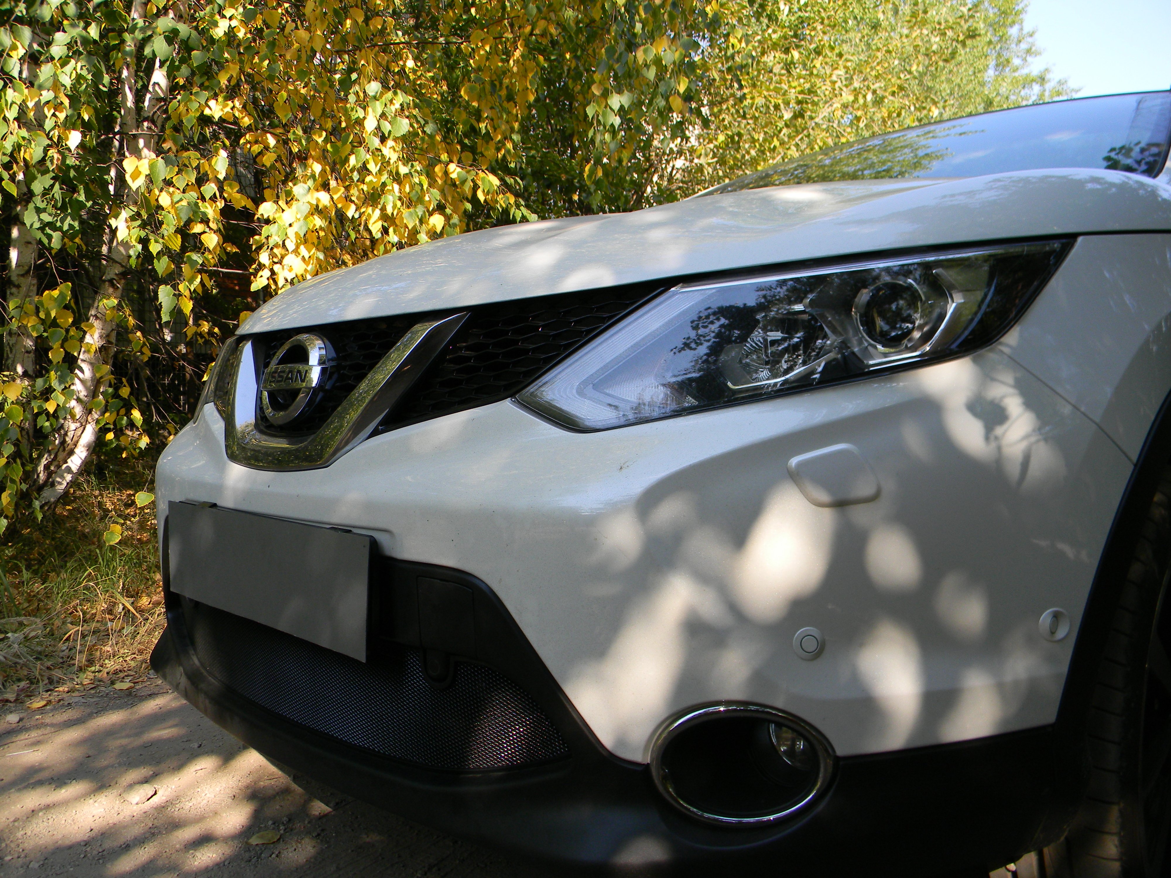Защитная сетка радиатора, с парктроником для Nissan Qashqai II