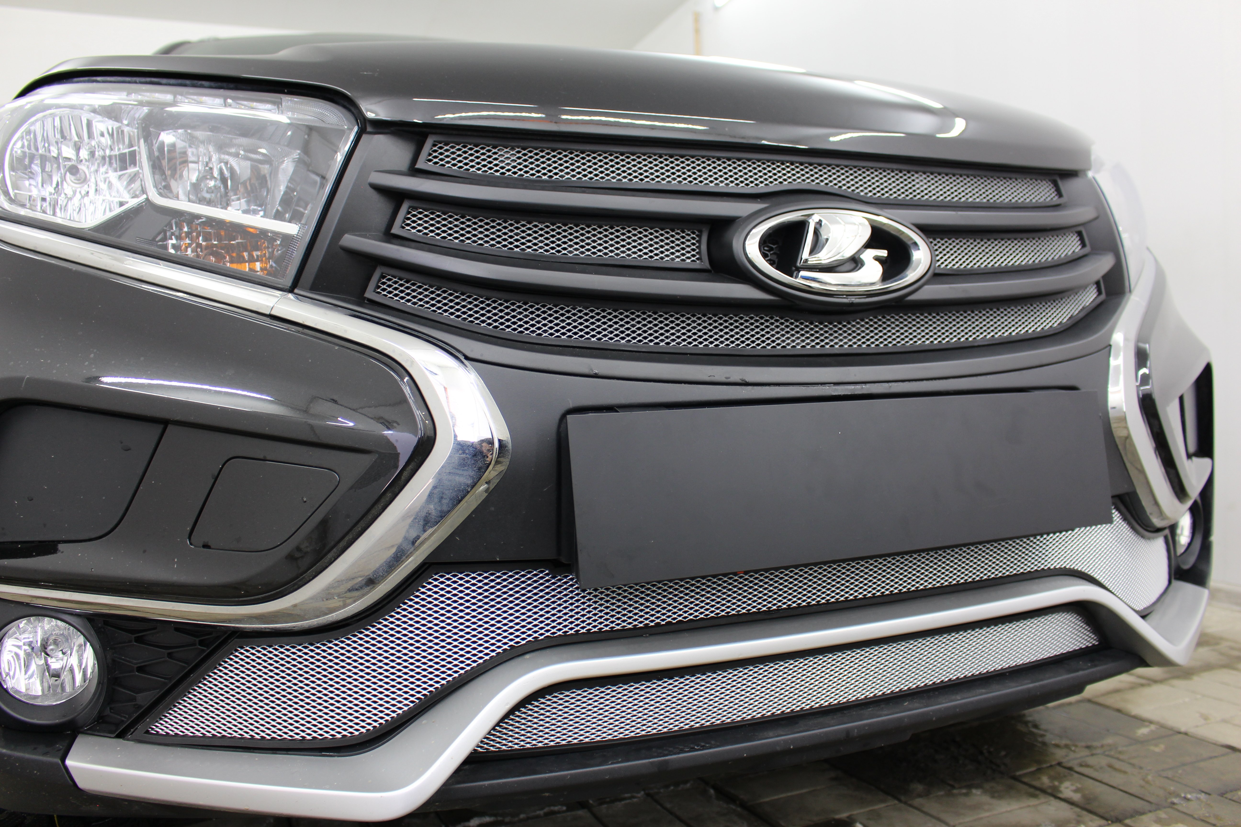 Защитная сетка радиатора низ 2 части для LADA (ВАЗ) XRAY I