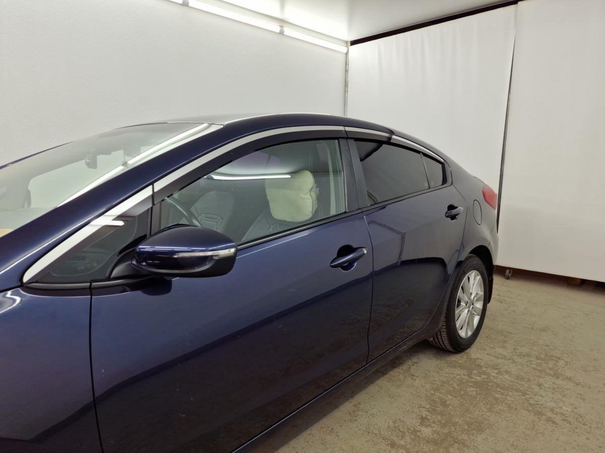 Дефлекторы окон с хром накладками 2D 6 шт для Kia Cerato III