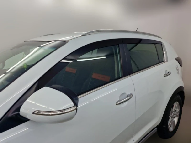 Дефлекторы окон 2D 4 шт для Kia Sportage III Черные Стрелка 11 2D156-4.S11