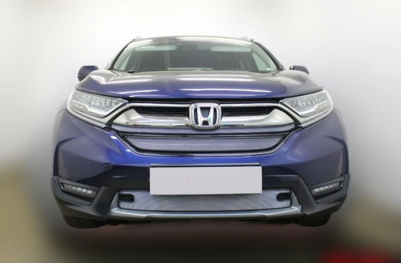 Комплект сеток chrome верх 2 части верх и низ с парктроником для Honda CR-V V Хром Стрелка 11 HCRV16.top.chrome-HCRV16.bot.chrome