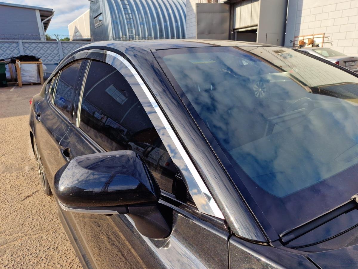 Дефлекторы окон 2D с хром накладками 6 шт. для Toyota Camry XV80 China Market