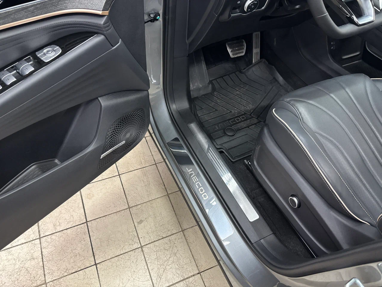 Накладки на пороги из нержавеющей стали 4шт. для Jaecoo J8